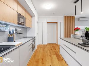 Prodej bytu 3+kk, Otrokovice, Komenského, 162 m2