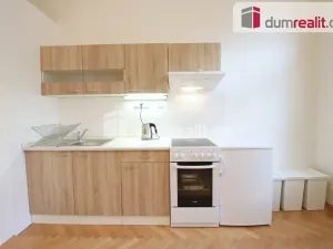 Pronájem bytu 1+kk, Praha - Smíchov, Svornosti, 25 m2