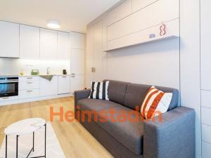 Pronájem bytu 1+kk, Praha - Holešovice, Vrbenského, 37 m2