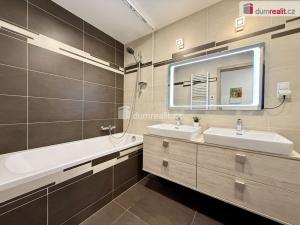Prodej bytu 3+kk, Praha - Horní Měcholupy, Mantovská, 87 m2