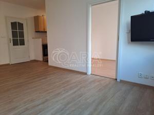 Pronájem bytu 2+kk, Praha - Troja, Hnězdenská, 47 m2
