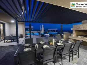 Prodej vily, Novalja, Chorvatsko, 230 m2
