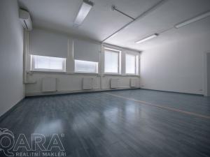 Pronájem kanceláře, Brno, Bohunická, 2038 m2