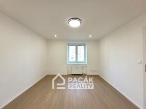 Pronájem bytu 2+1, Přerov, Jižní čtvrť II, 65 m2