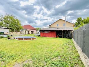 Prodej rodinného domu, Tišice, Luční, 240 m2