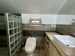 Prodej rodinného domu, Coxen Hole, Roatán, Honduras, 106 m2