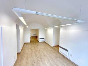 Pronájem obchodního prostoru, Praha - Střešovice, Bělohorská, 61 m2