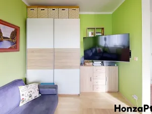 Pronájem bytu 2+1, Praha - Horní Počernice, Markupova, 59 m2
