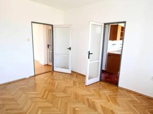 Pronájem bytu 3+1, Praha - Michle, Trnavská, 61 m2