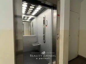 Pronájem bytu 3+1, Pardubice, V Ráji, 90 m2