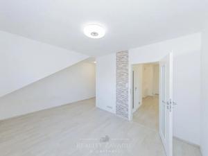 Prodej ordinace, Praha - Suchdol, Osvobození, 314 m2