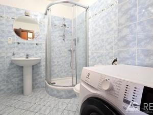 Pronájem bytu 2+kk, Praha - Dejvice, Paťanka, 70 m2