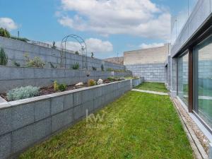 Prodej rodinného domu, Praha - Libuš, V Hrobech, 285 m2