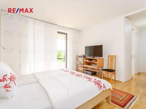 Prodej rodinného domu, Nový Knín, Vilová, 245 m2