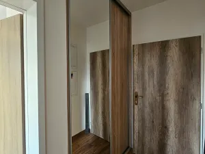 Pronájem bytu 2+kk, Praha - Štěrboholy, Slibná, 50 m2