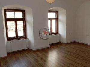Pronájem bytu 2+kk, Moravské Budějovice, nám. ČSA, 40 m2