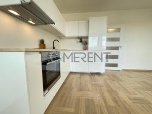 Pronájem bytu 4+kk, Praha - Modřany, Pertoldova, 73 m2