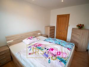 Prodej bytu 3+1, Uherské Hradiště, Jaroslava Staňka, 68 m2
