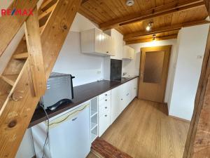 Pronájem bytu 1+kk, Dobříš, náměstí Svobody, 32 m2