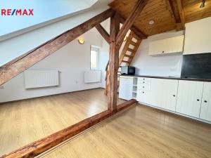 Pronájem bytu 1+kk, Dobříš, náměstí Svobody, 32 m2