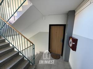 Pronájem bytu 3+1, Praha - Hlubočepy, Högerova, 69 m2