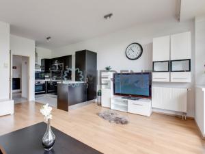 Pronájem bytu 3+kk, Praha - Hlubočepy, Chlupáčova, 70 m2