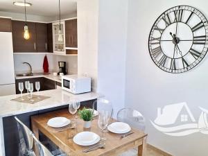 Prodej bytu 3+kk, Manilva, Španělsko, 69 m2