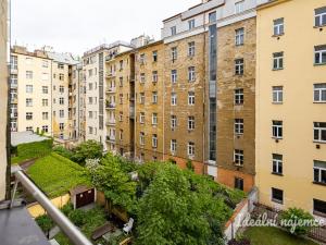 Pronájem bytu 2+kk, Praha - Nusle, Oldřichova, 43 m2