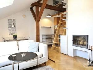 Pronájem bytu 2+kk, Praha - Žižkov, Řehořova, 60 m2