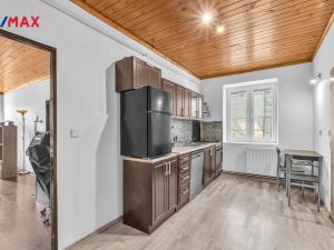 Prodej bytu 2+1, Hostinné, Náměstí, 70 m2