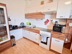 Pronájem bytu 1+kk, Brno - Líšeň, Sedláčkova, 28 m2