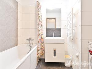 Pronájem bytu 2+kk, Brno, Přadlácká, 56 m2