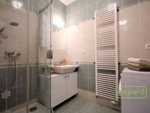 Pronájem bytu 2+kk, Brno - Žebětín, Křepelčí, 45 m2