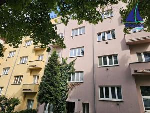 Pronájem bytu 1+kk, Praha - Žižkov, Biskupcova, 23 m2
