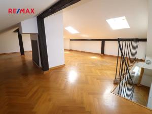 Pronájem bytu 3+kk, Praha - Vyšehrad, Neklanova, 101 m2