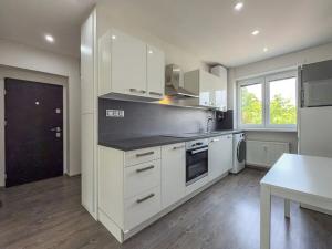 Pronájem bytu 3+1, Chomutov, Mostecká, 63 m2