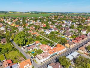 Prodej rodinného domu, Hovorčovice, Hlavní, 350 m2