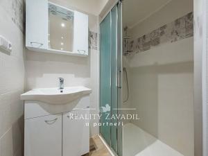 Prodej ubytování, Hovorčovice, Hlavní, 350 m2