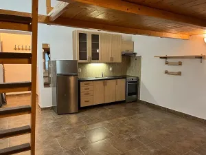 Pronájem bytu 1+kk, Praha - Smíchov, Plzeňská, 30 m2