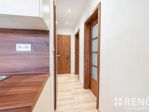 Pronájem bytu 2+1, Brno, Kubánská, 56 m2