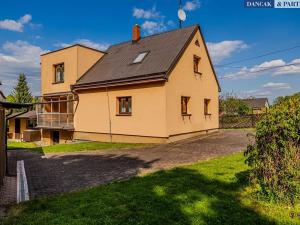 Prodej rodinného domu, Bruzovice, 260 m2