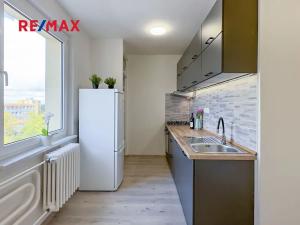 Pronájem bytu 4+1, Praha - Háje, Plickova, 71 m2