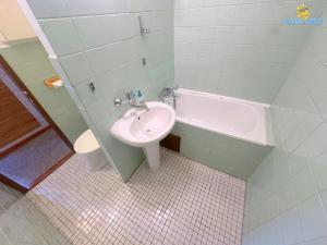 Pronájem bytu 2+kk, Praha - Žižkov, Nad Ohradou, 45 m2