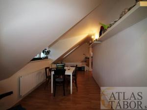 Pronájem bytu 2+kk, Tábor, Vančurova, 68 m2