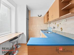 Prodej bytu 2+1, Hradec Králové - Slezské Předměstí, třída SNP, 55 m2