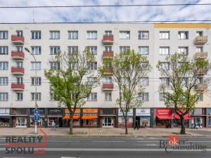 Prodej bytu 2+1, Hradec Králové - Slezské Předměstí, třída SNP, 55 m2