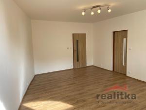 Pronájem bytu 2+1, Opava - Předměstí, Nákladní, 58 m2