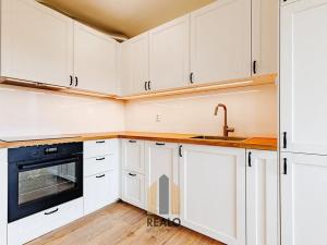 Pronájem bytu 2+kk, Nové Město na Moravě, Budovatelů, 41 m2