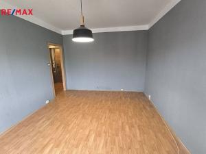 Pronájem bytu 2+1, Sokolov, Jelínkova, 52 m2