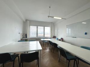 Pronájem kanceláře, Praha - Vršovice, Vršovické náměstí, 19 m2